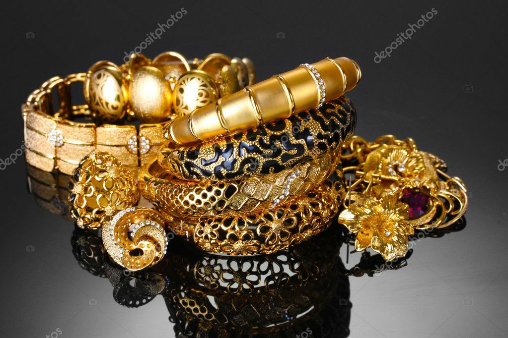 capital Taxation Sentence Cumparam, vindem si expertizam bijuterii vechi, antice, argint, aur sau  briliante.